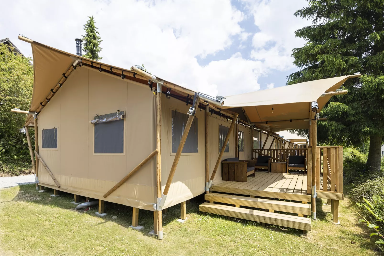 Dreamer 49-Exterior summer