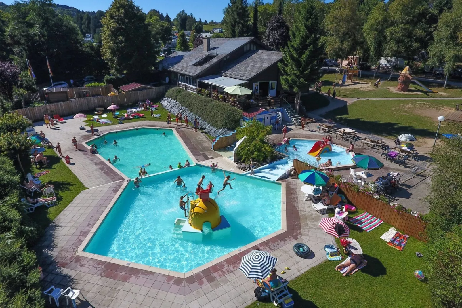 Comet 27 Lodges-Park facilities