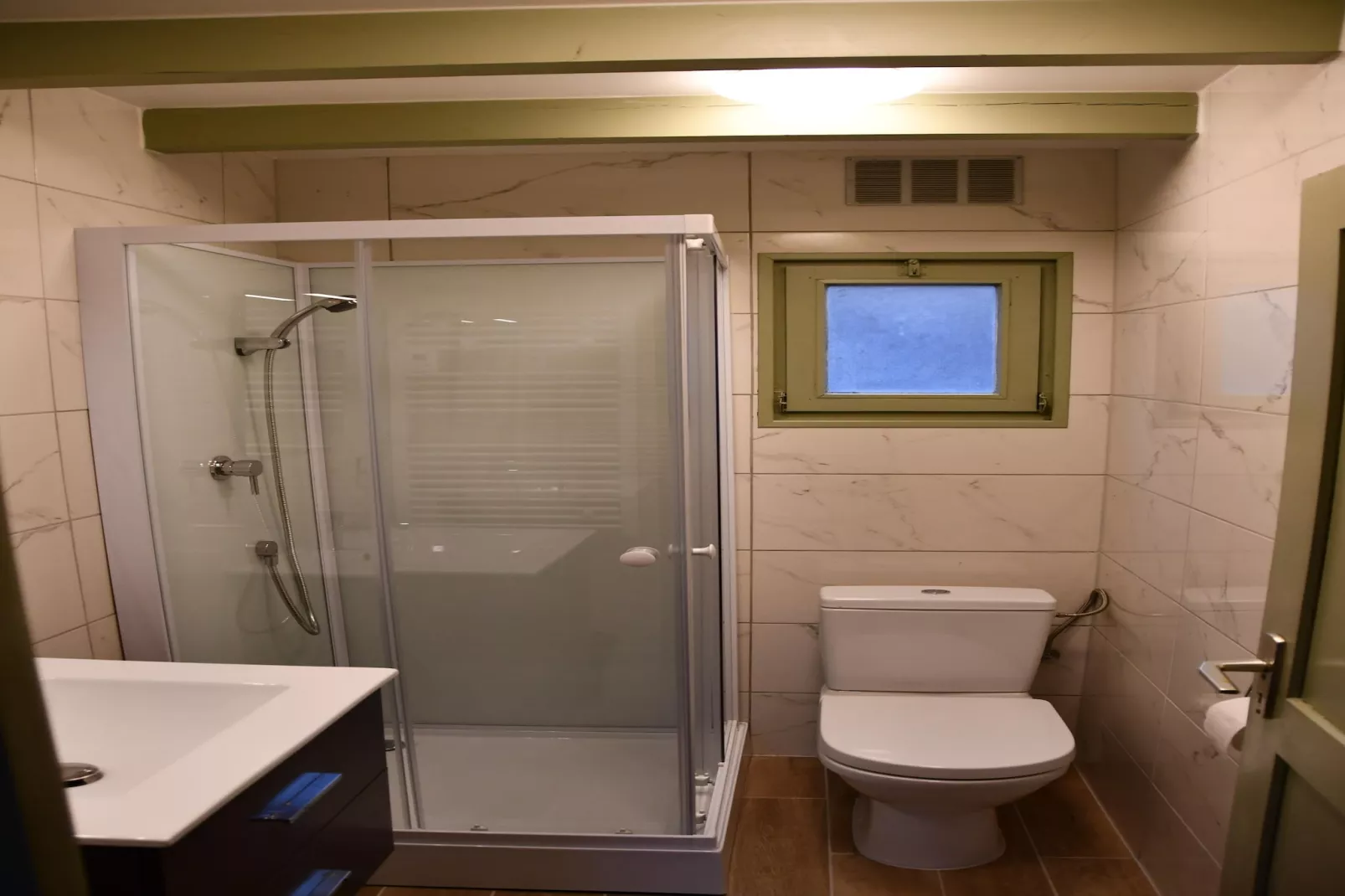 Chalet Renardeau-Bathroom