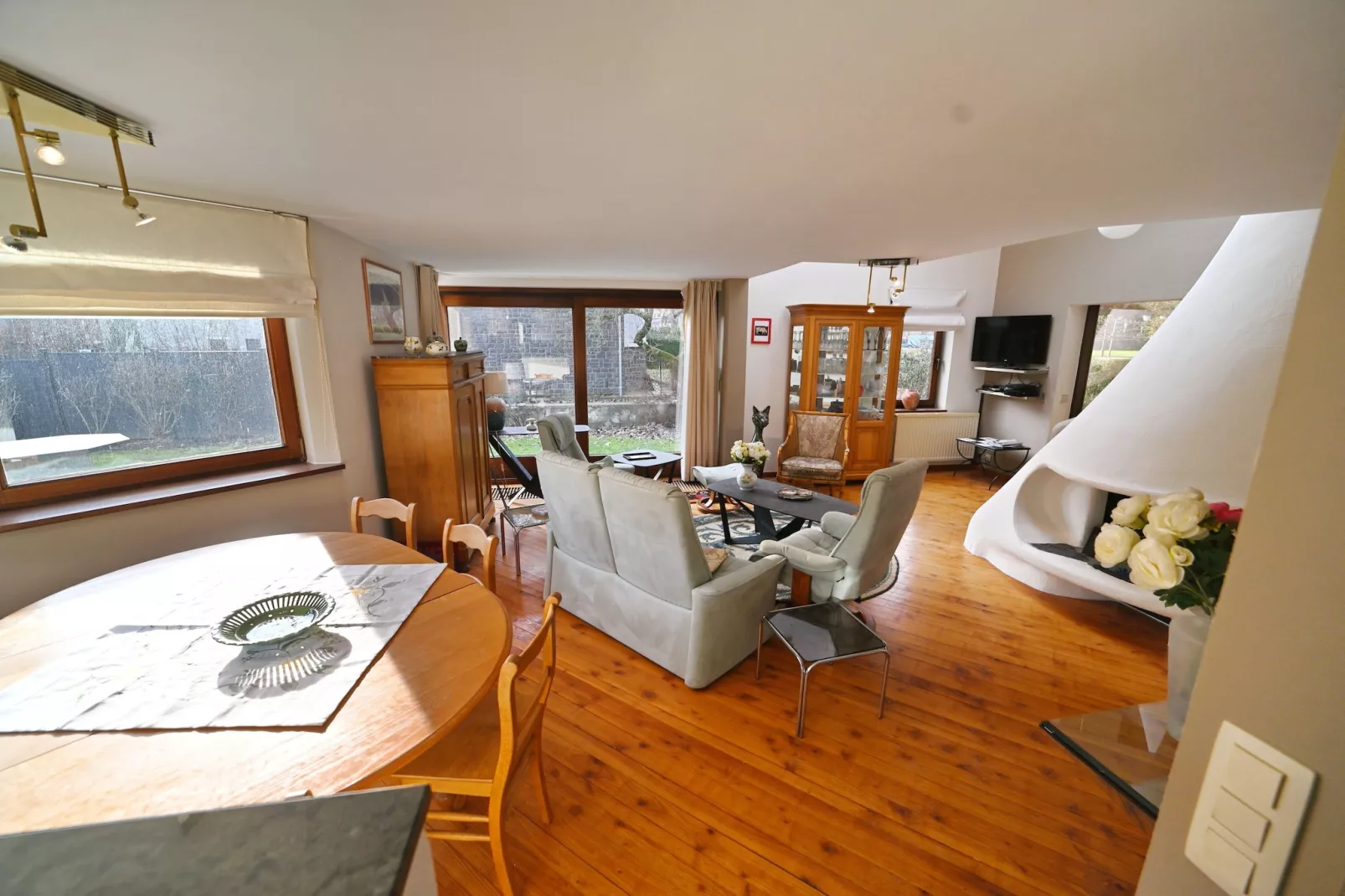 Symon Lodge-Landing