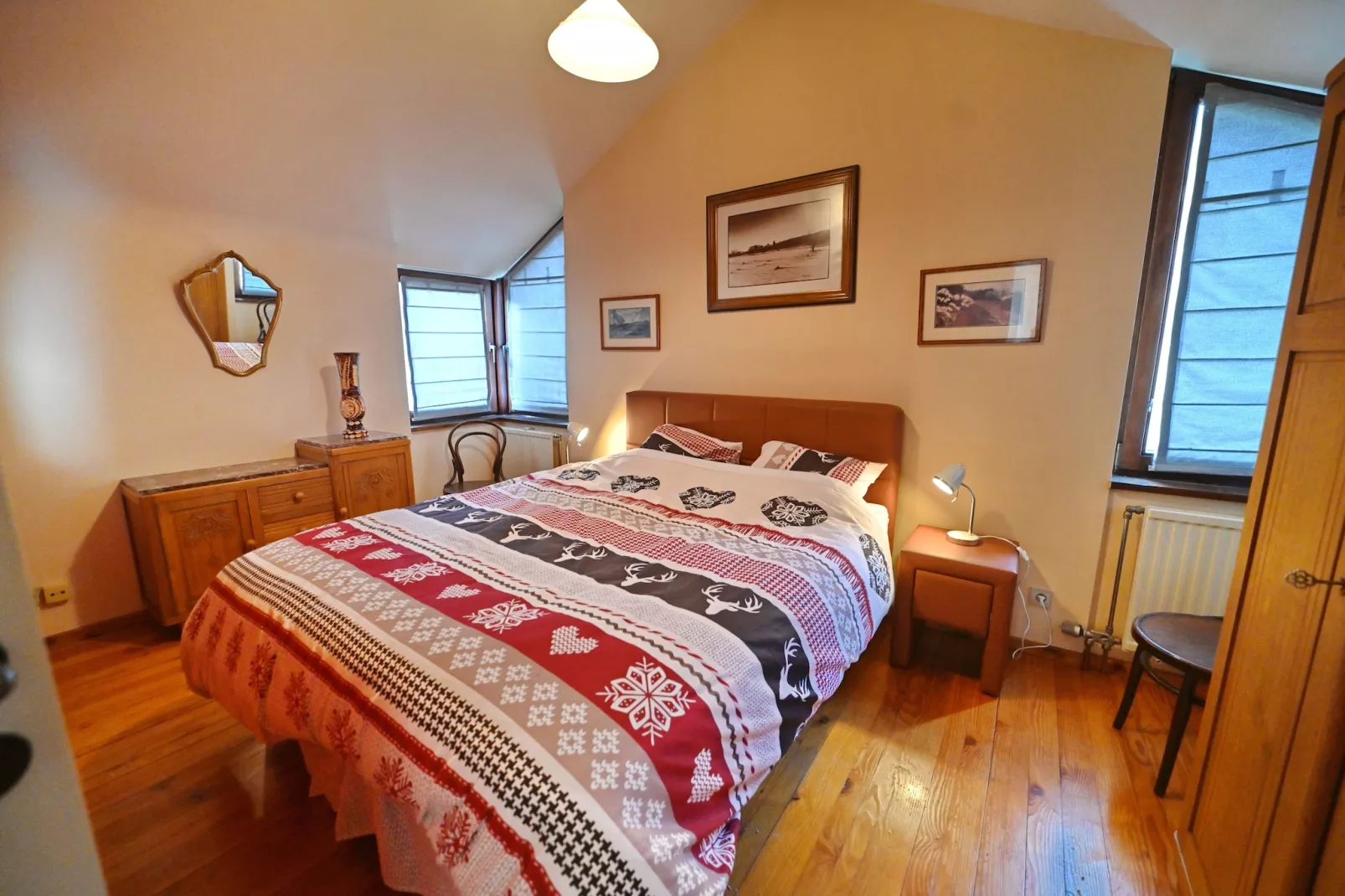 Symon Lodge-Landing