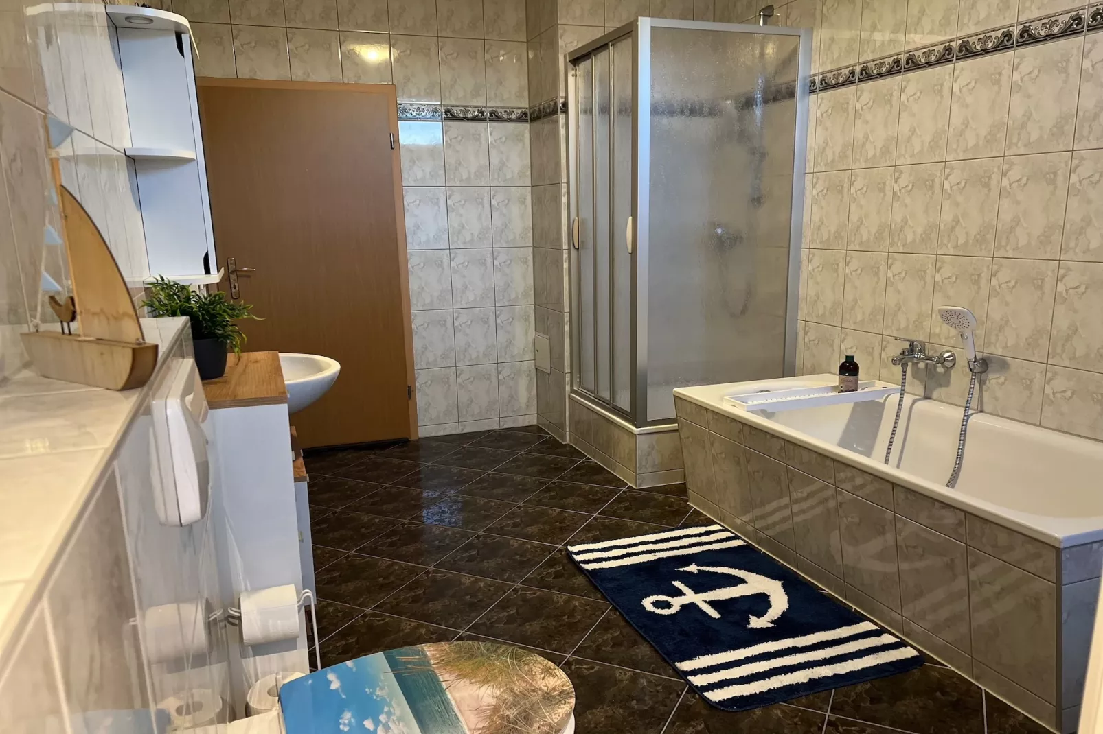 Little Hanoi-Bathroom