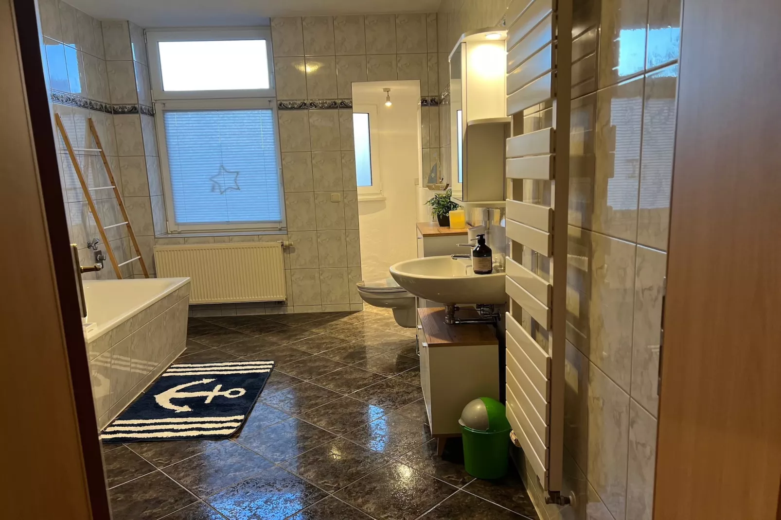 Little Hanoi-Bathroom
