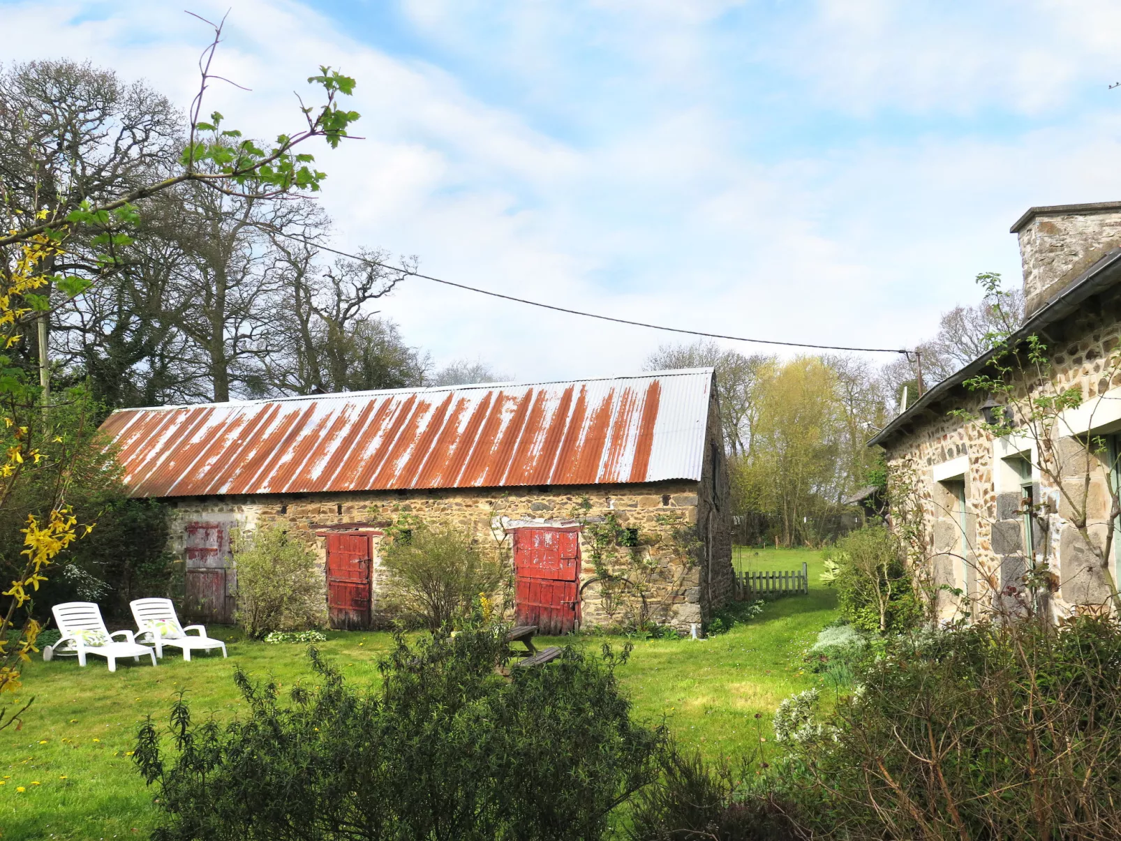 Gîte des Oiseaux-Outside