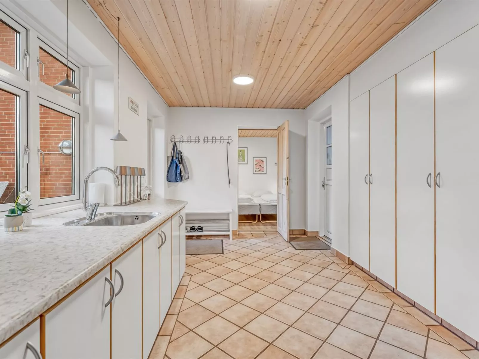 "Kerttuli" - 540m from the sea-Inside