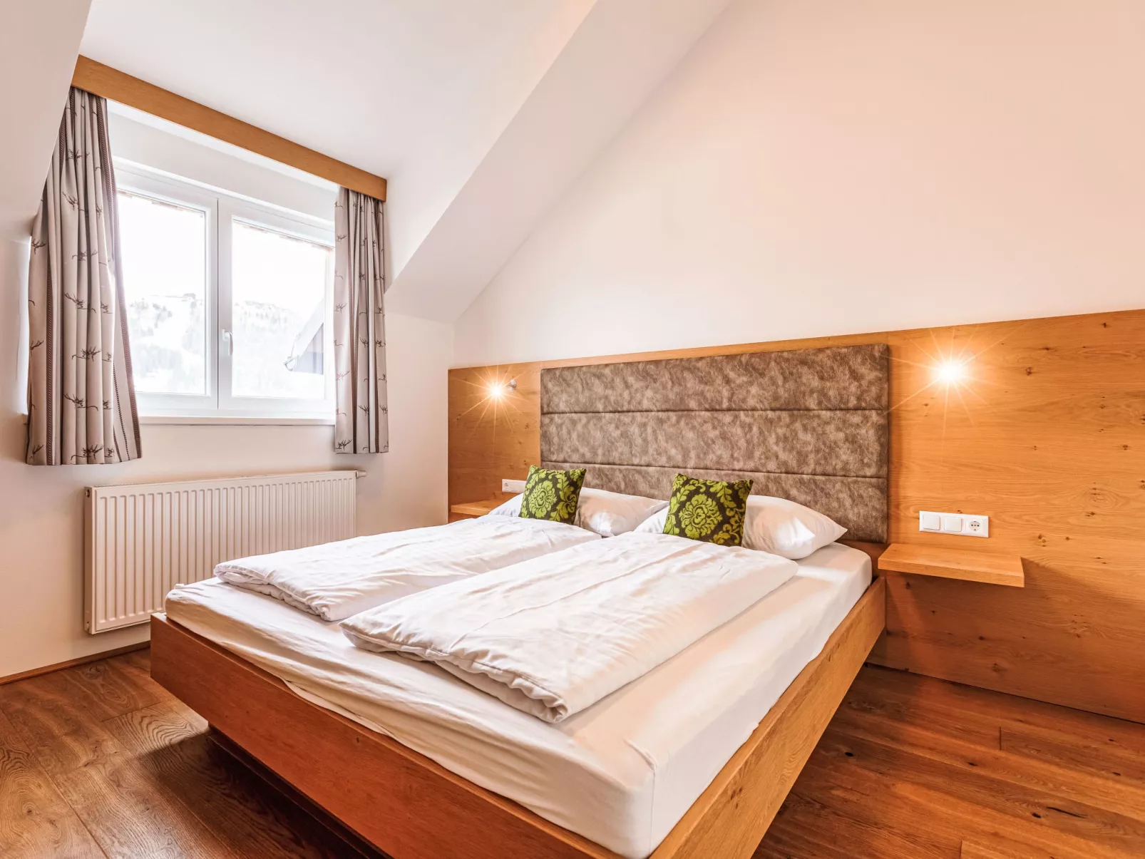 Mit 2 Schlafzimmer-Inside