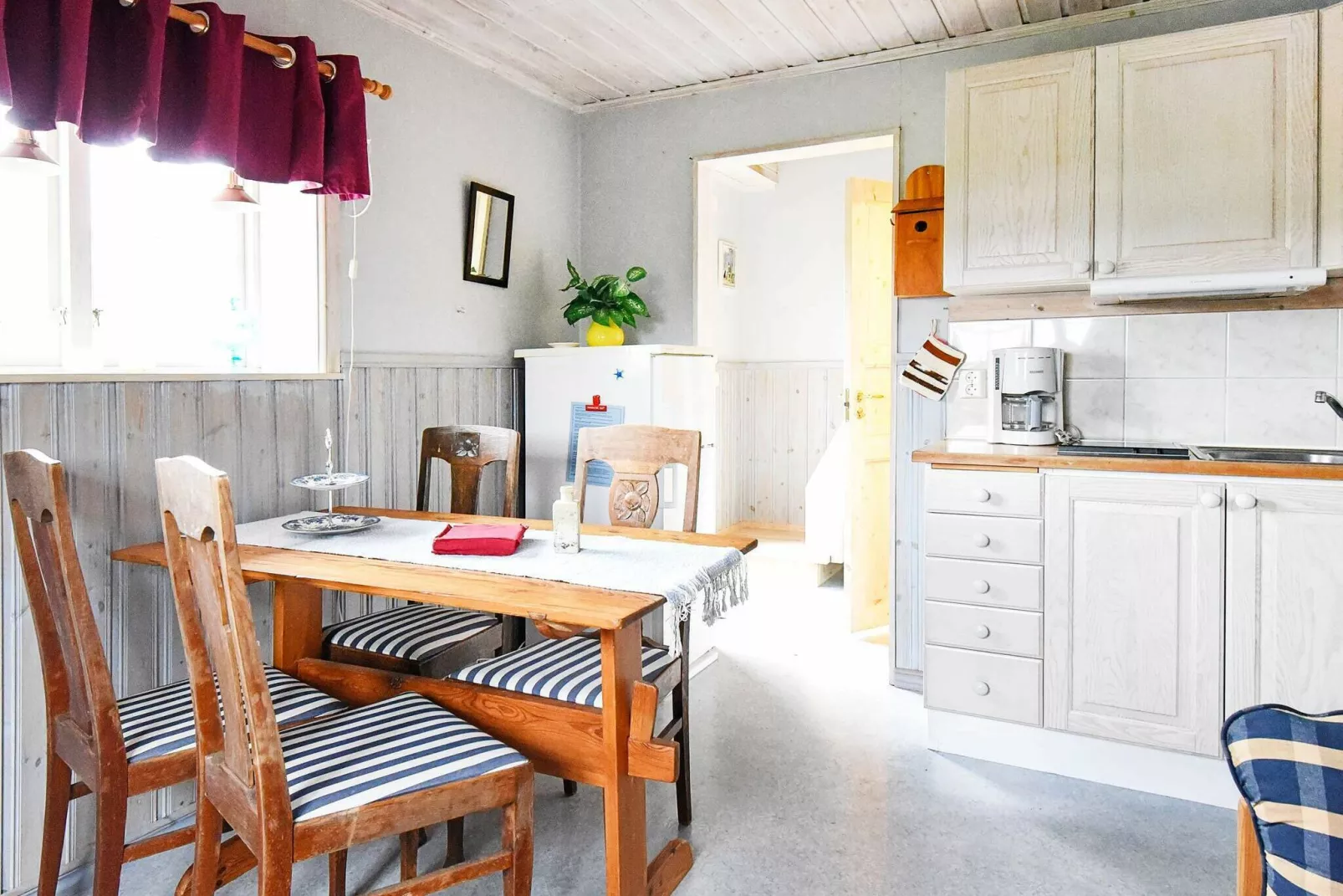 4 person holiday home in Årjäng-Indoor