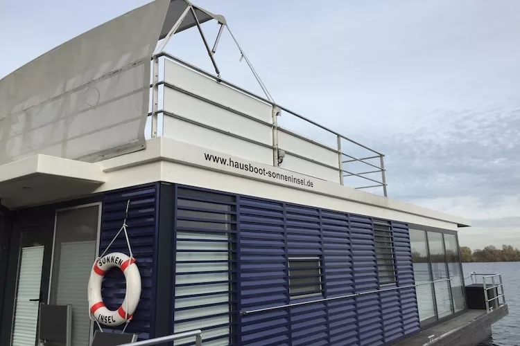 Floating 44 / Boot 2 / 4 Personen-Exterior summer