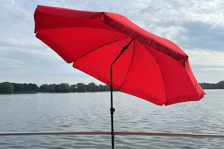 Floating 44 / Boot 4 / 3 Personen-Exterior summer