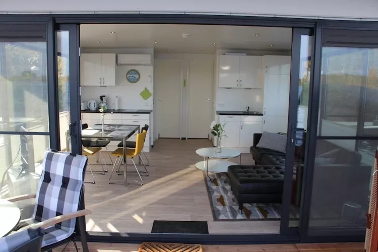 Floating 44 / Boot 5 / 2 Personen-Living room