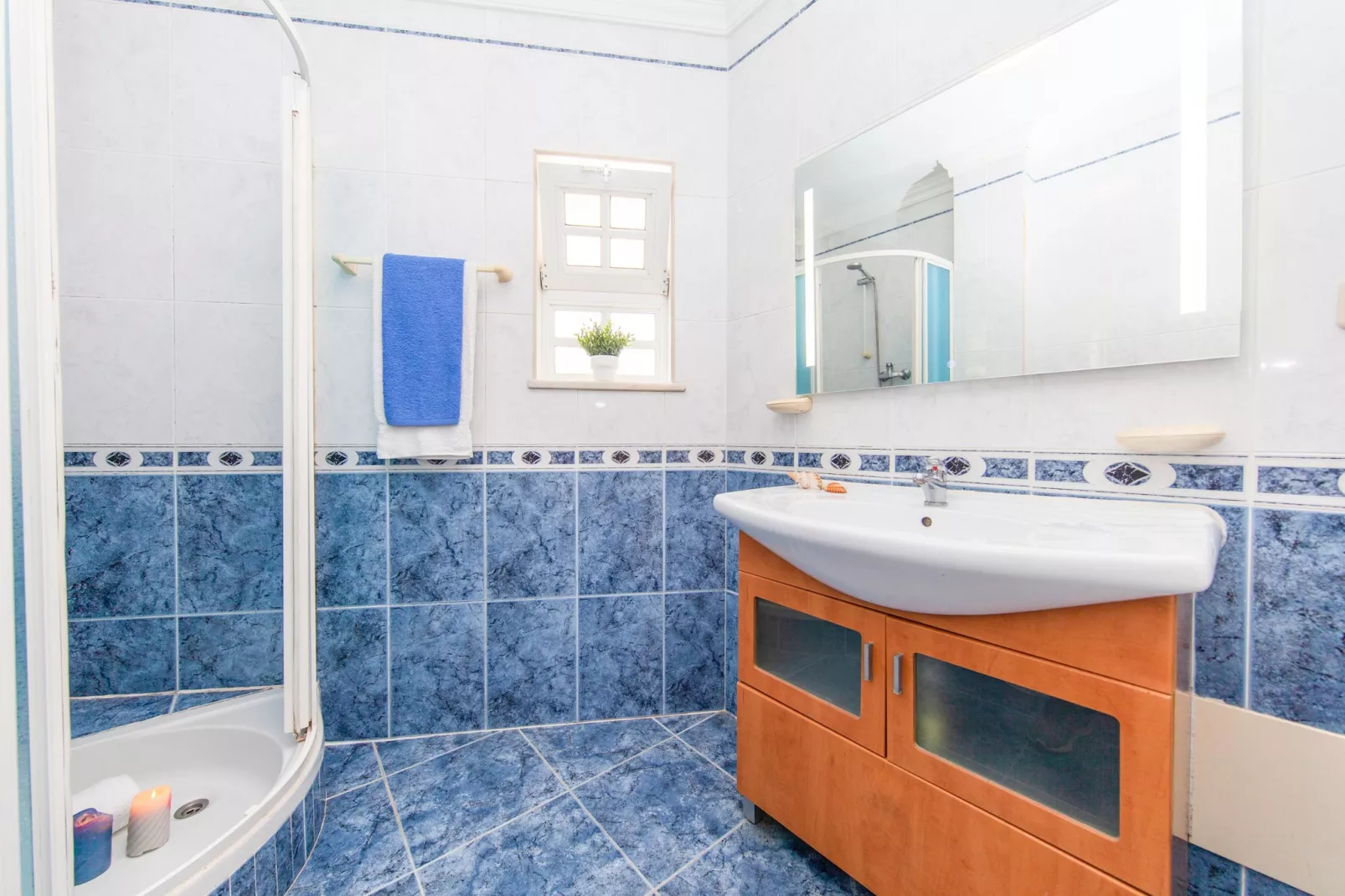 Villa Paloma-Bathroom
