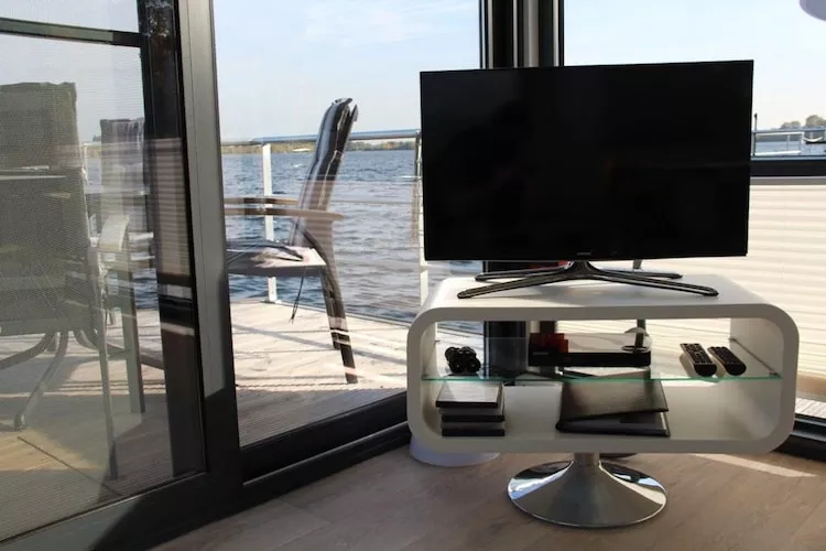 Floating 44 / Boot 5 / 4 Personen-Exterior summer