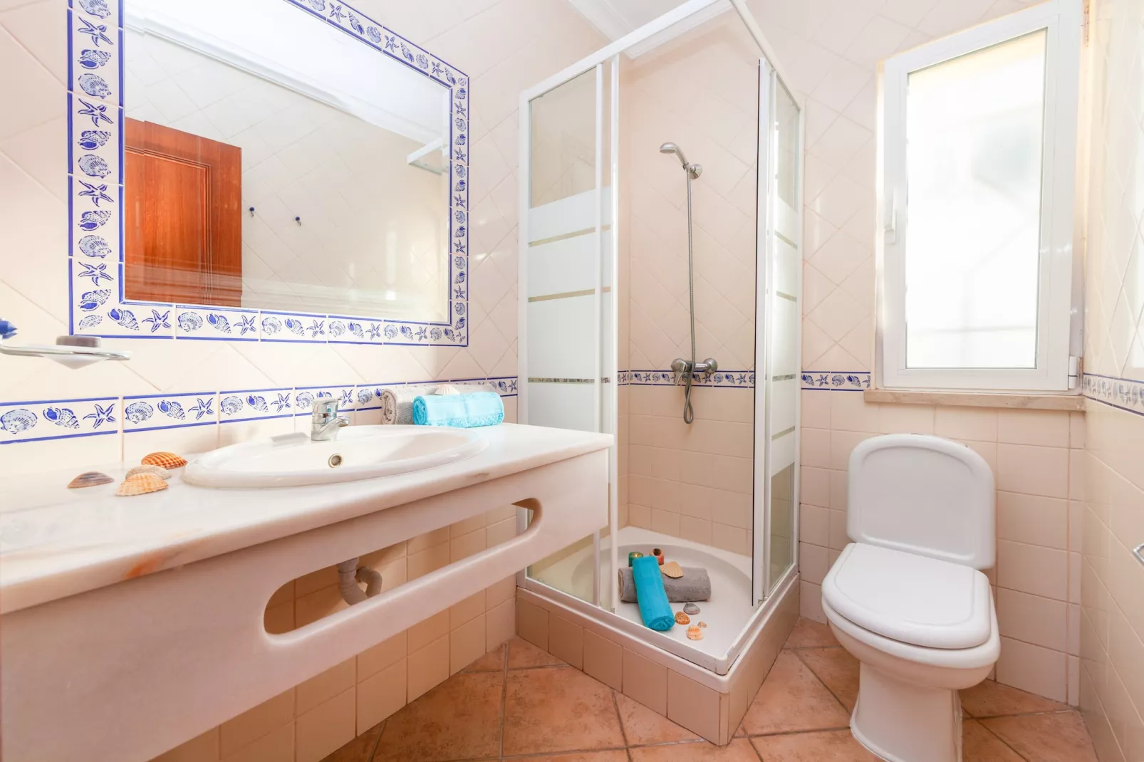 Villa Azzurra-Bathroom
