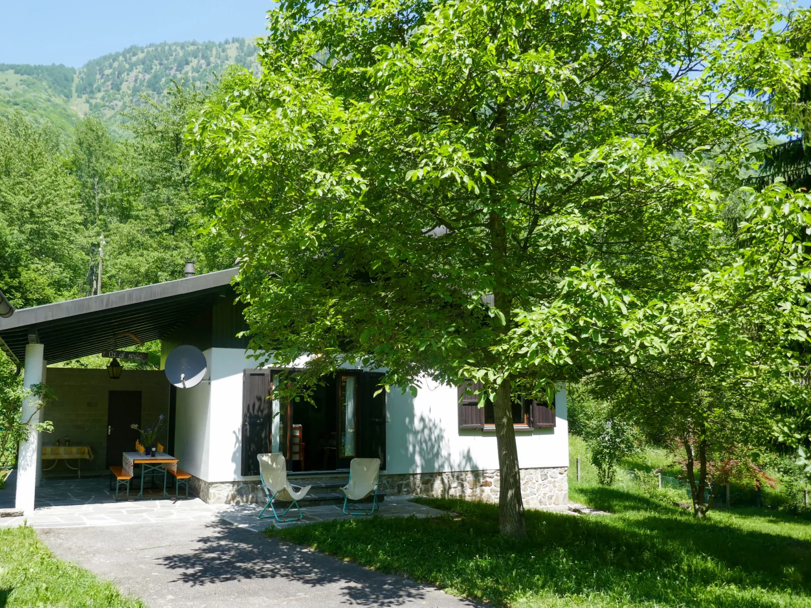 Chalet Al Portic-Outside
