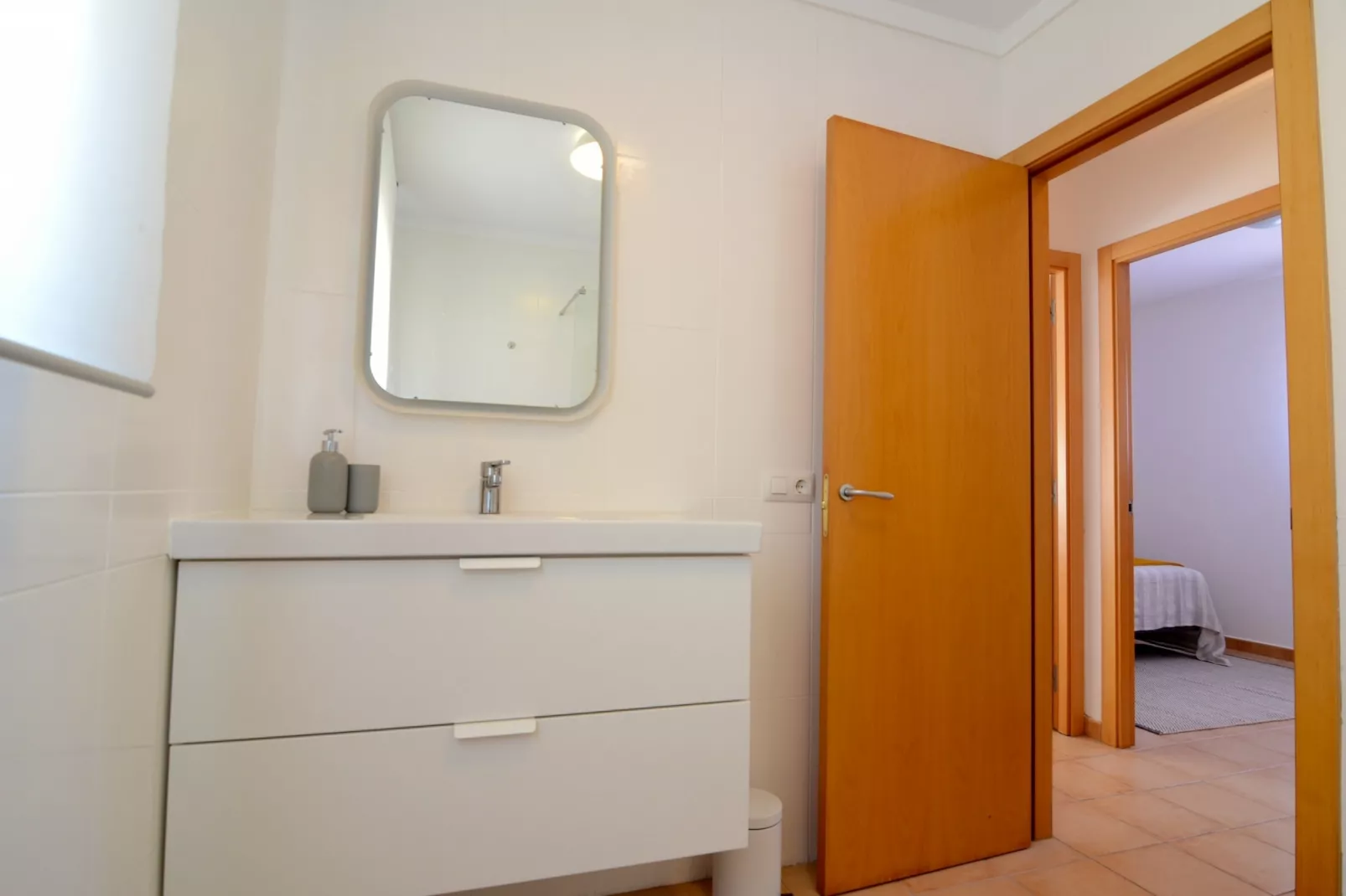 COSSIS 61B-Bathroom