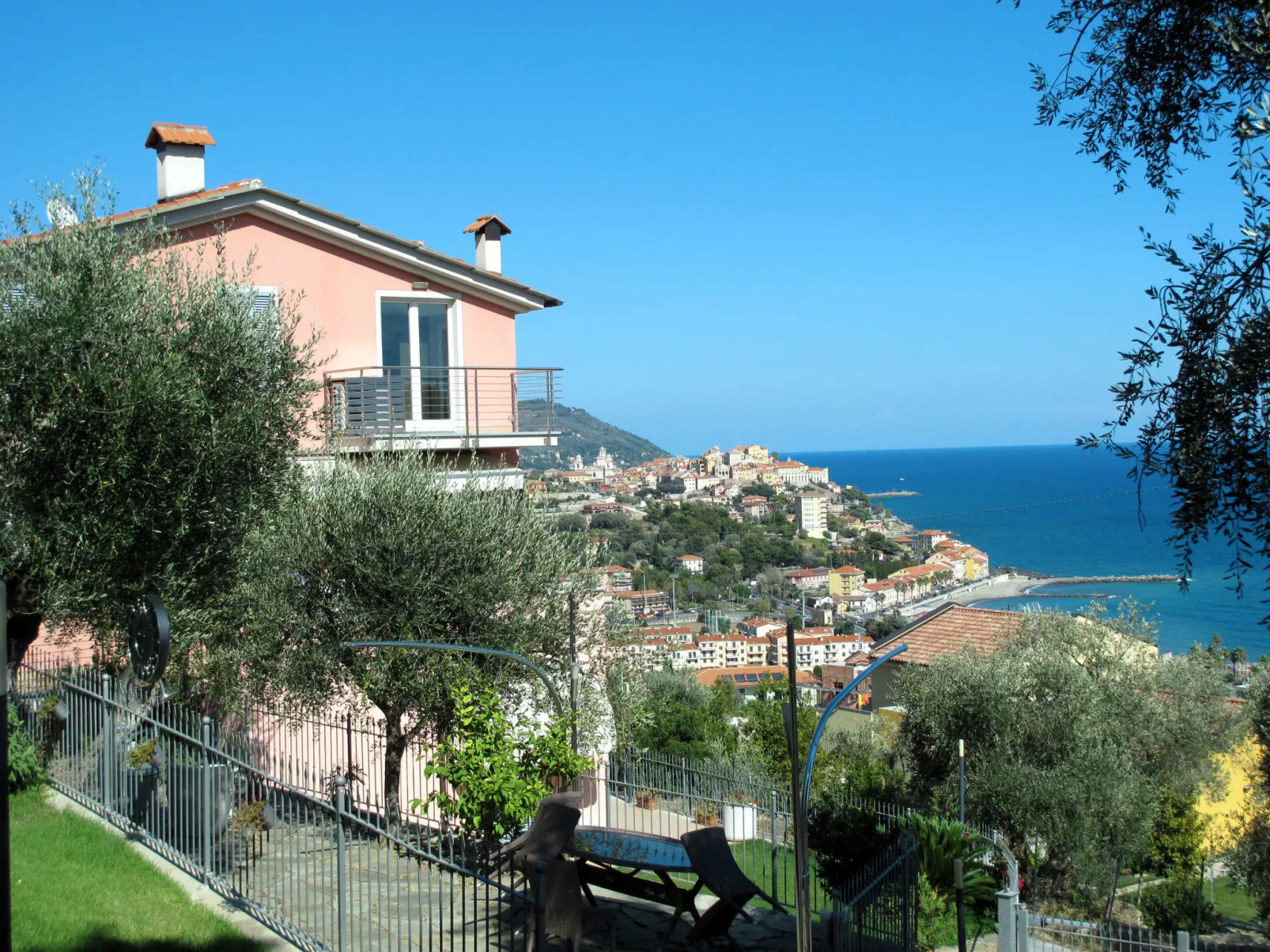 Ulivi sul Mare-Dehors