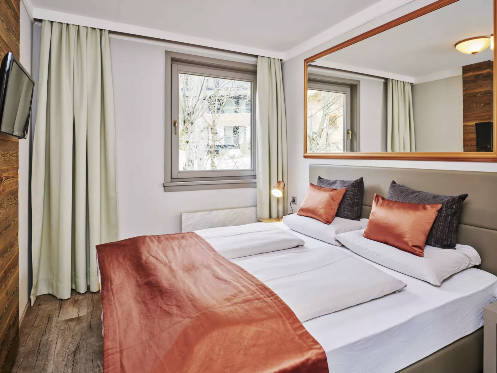 Juniorsuite bis zu 4 P &Wellnessbereich-Inside