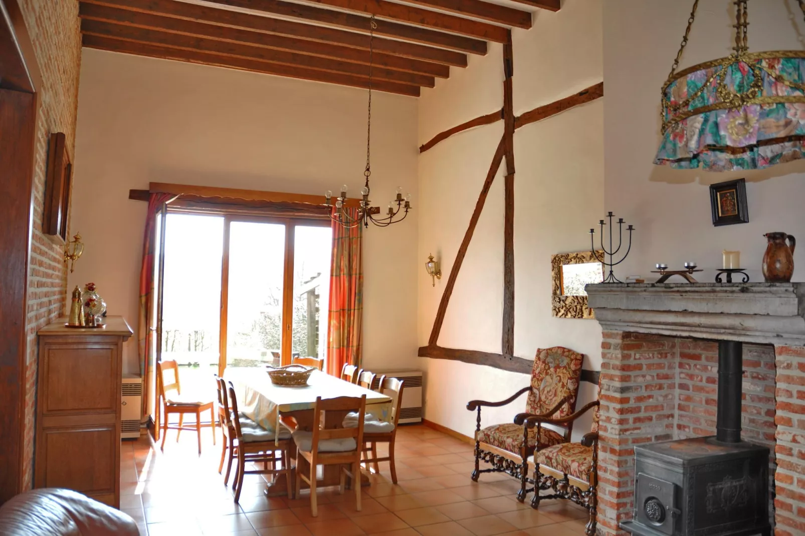 Sommette-Living room