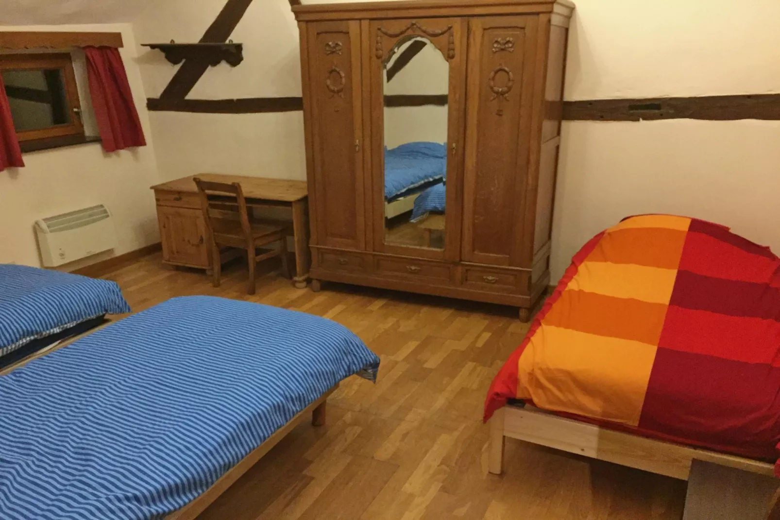 Sommette-Living room