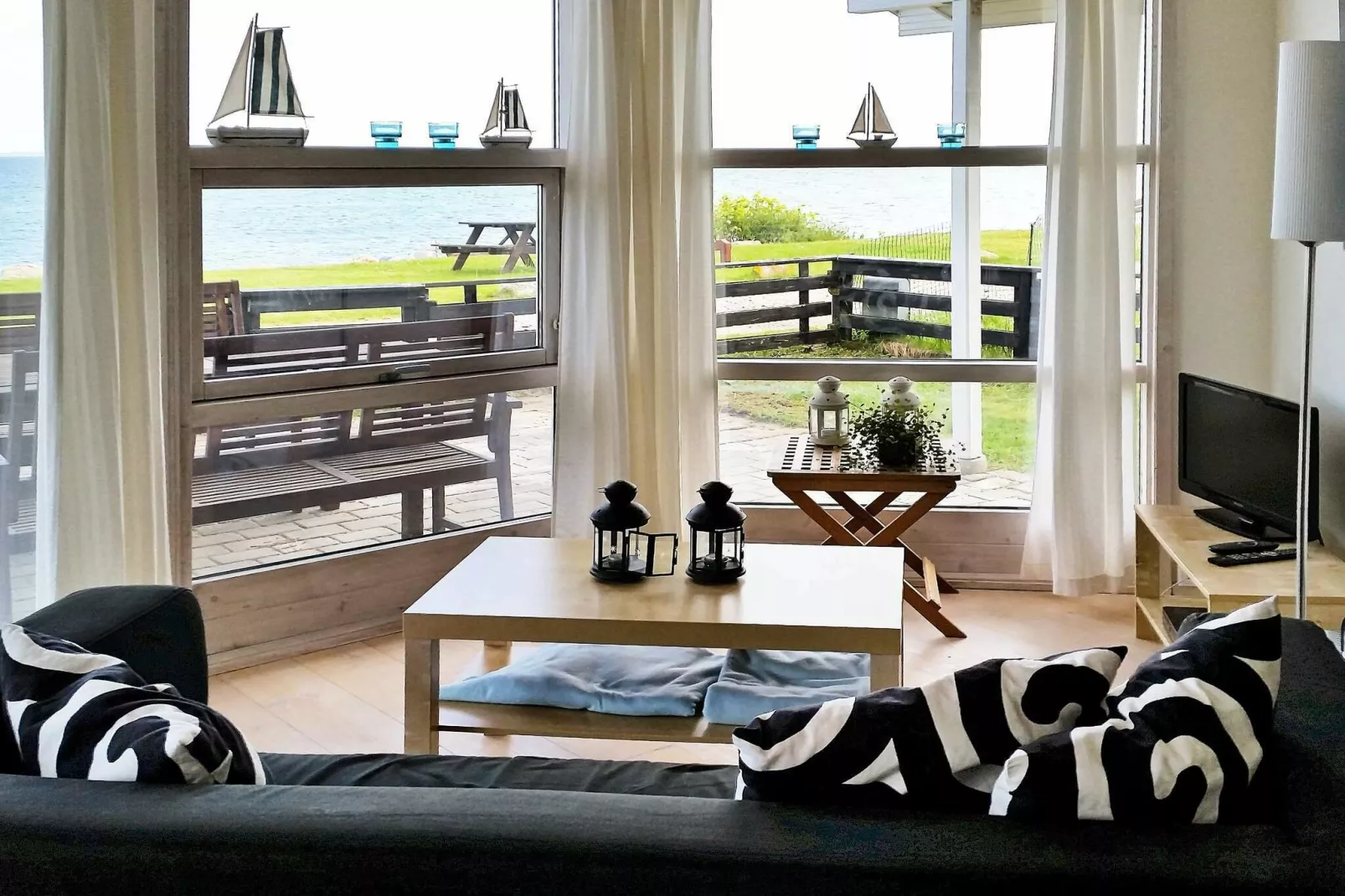 Seaside Gem with Views - By Traum Ferienwohnungen-Indoor