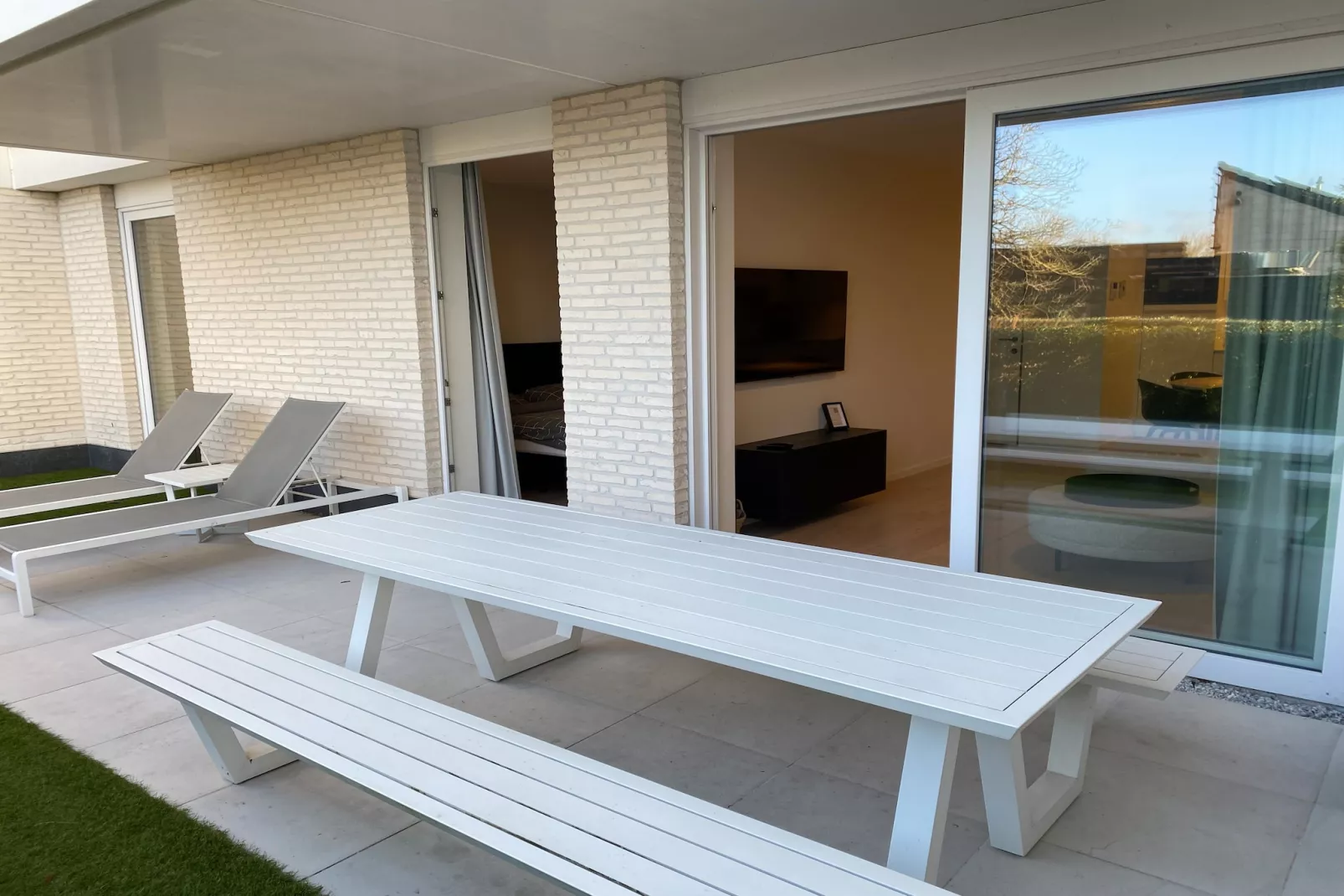 Orion 0004-Terrace balcony