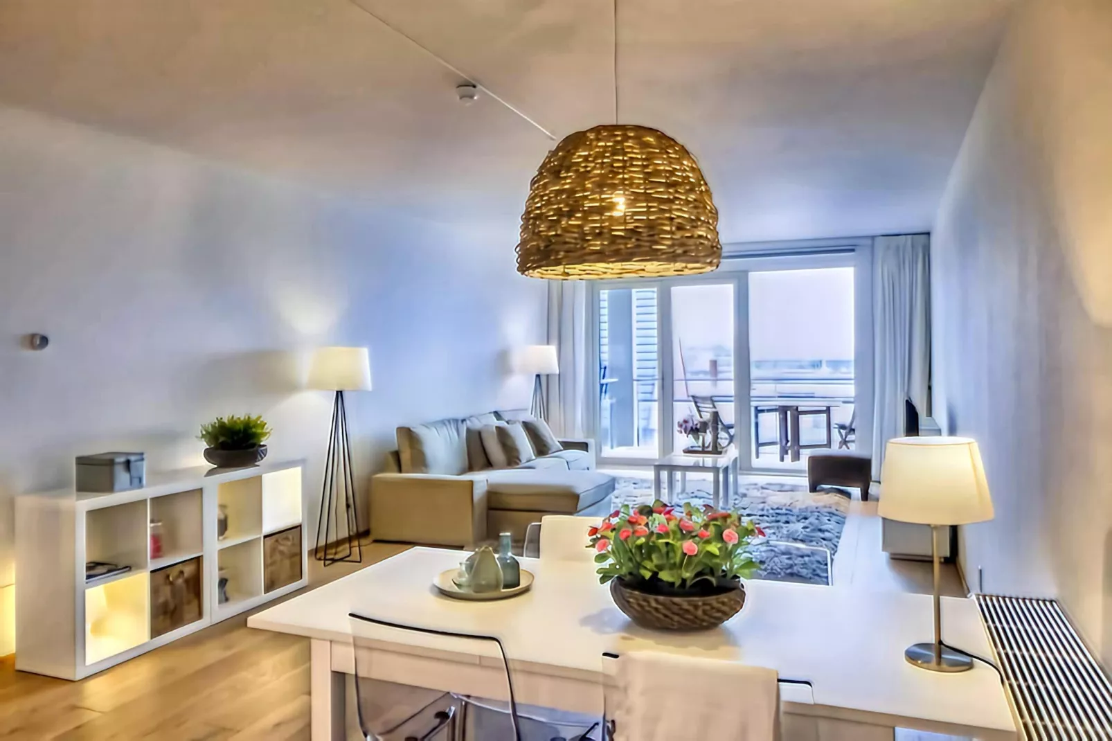 Scheveningen Harbour 10B-Living room