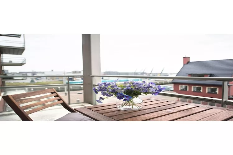 Scheveningen Harbour 10B-Terrace balcony