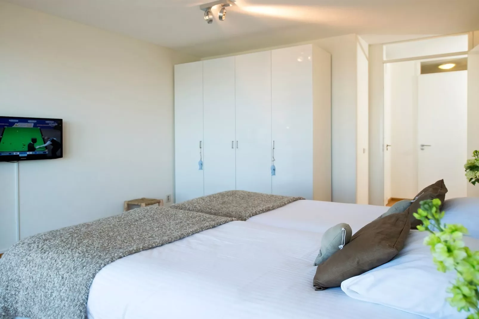 Scheveningen Harbour 36-Bedroom