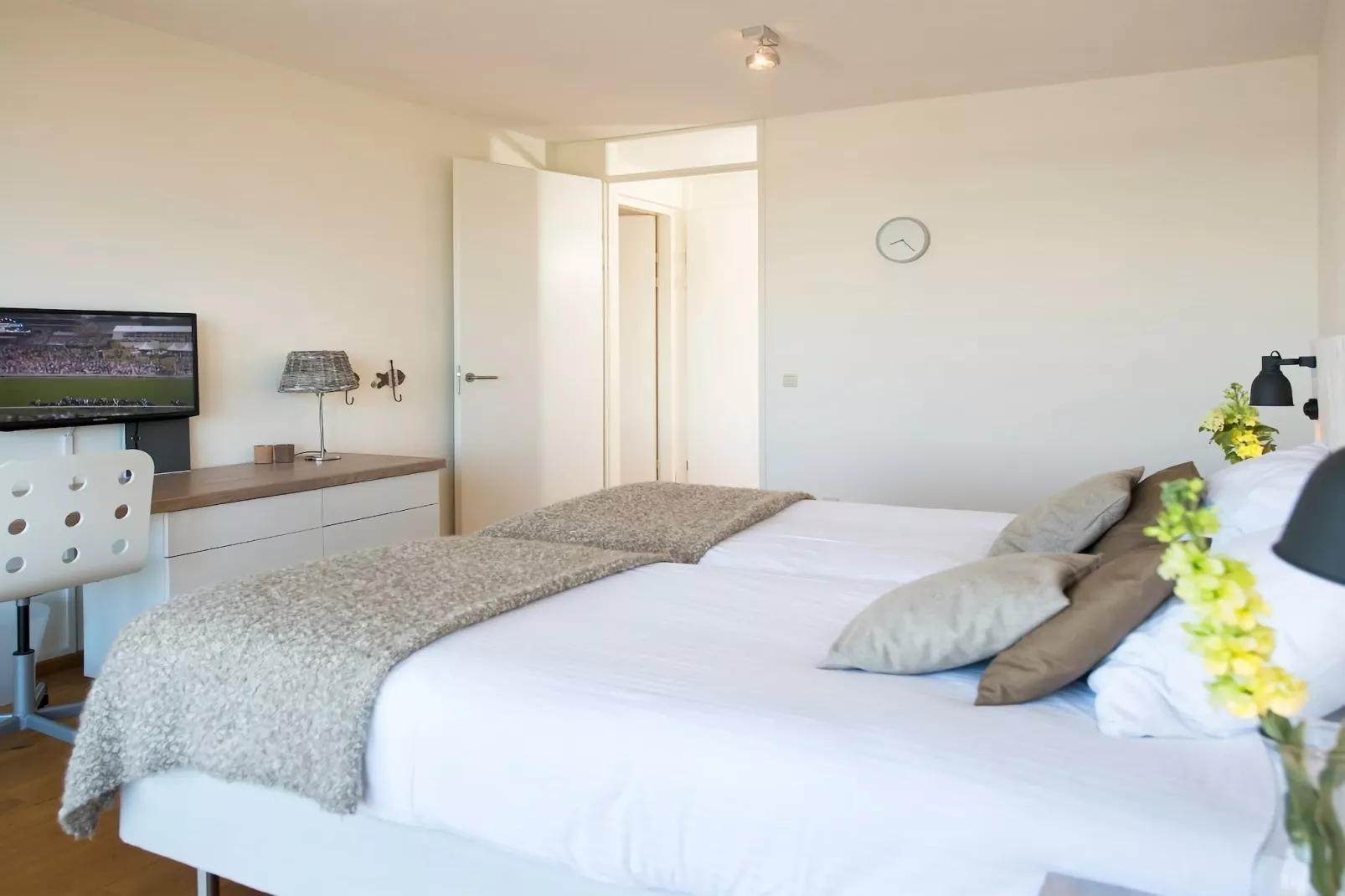 Scheveningen Harbour 36-Bedroom