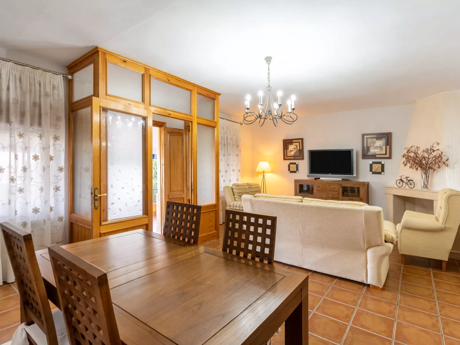 Villa San Vicente-Dedans