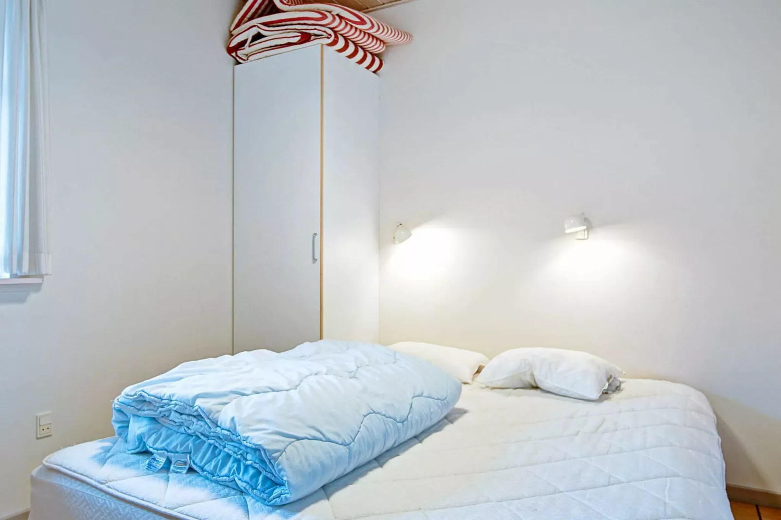 4 person holiday home in Gudhjem-By Traum-Indoor