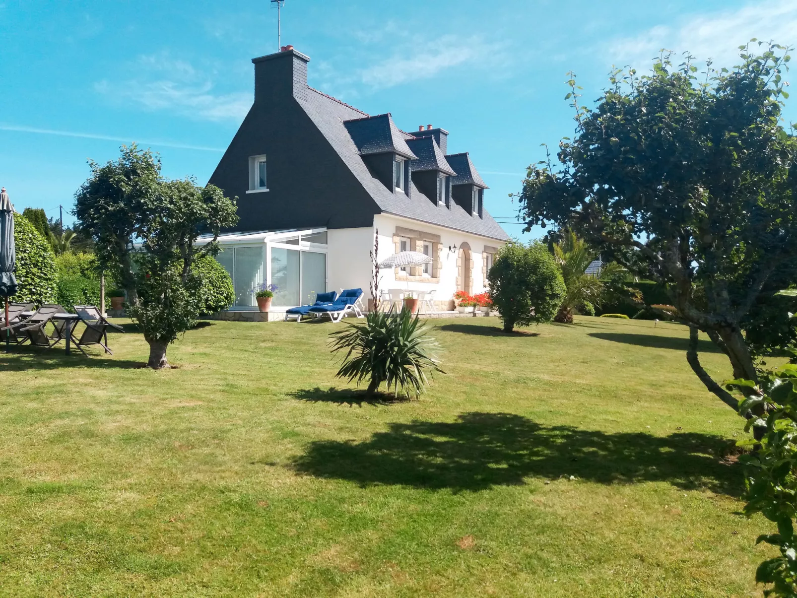 Gueradur-Outside