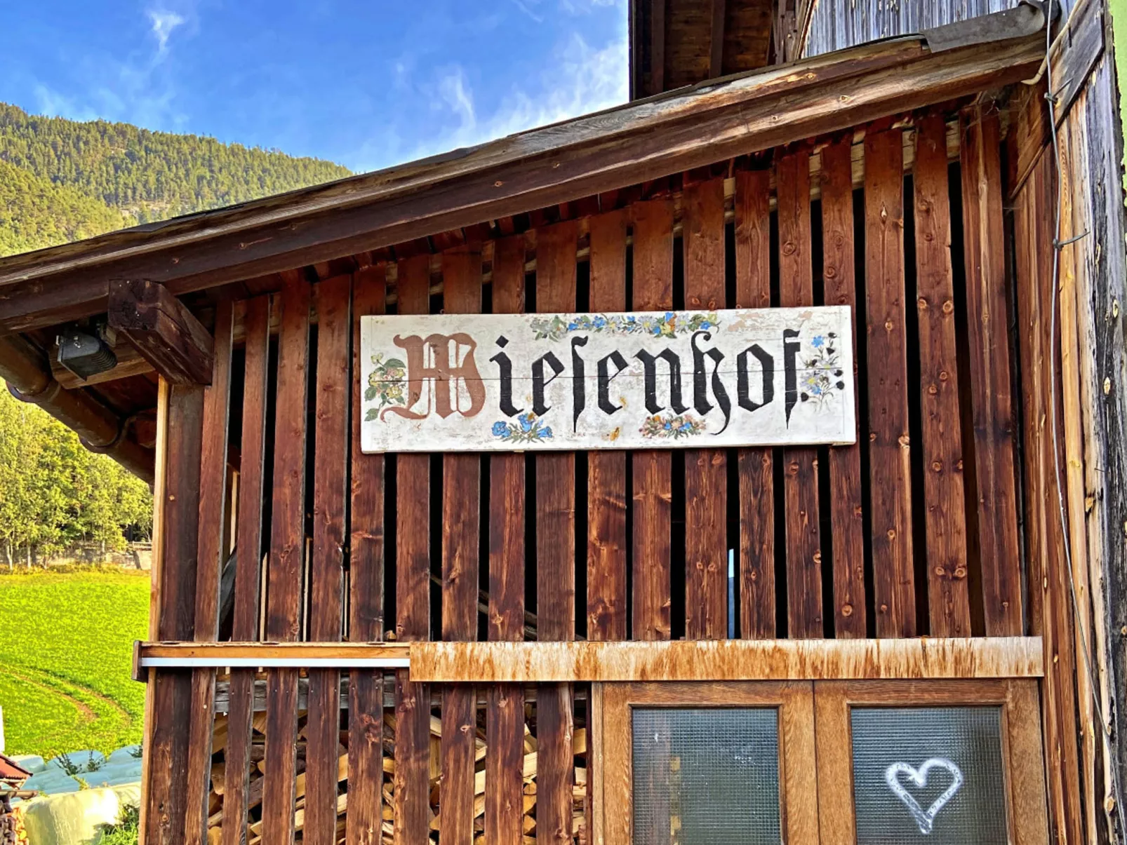Wiesenhof-Outside