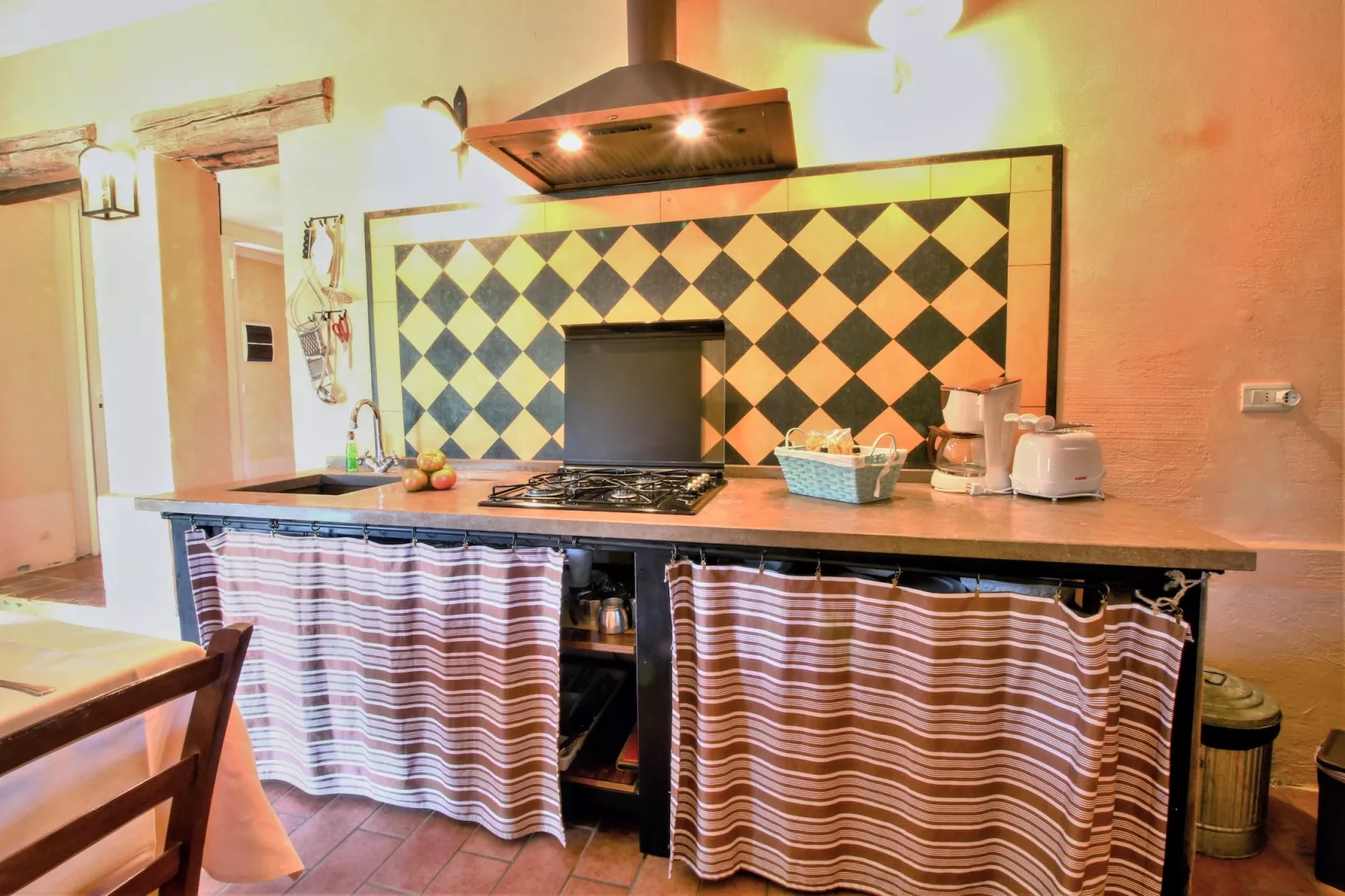 Astri-Kitchen