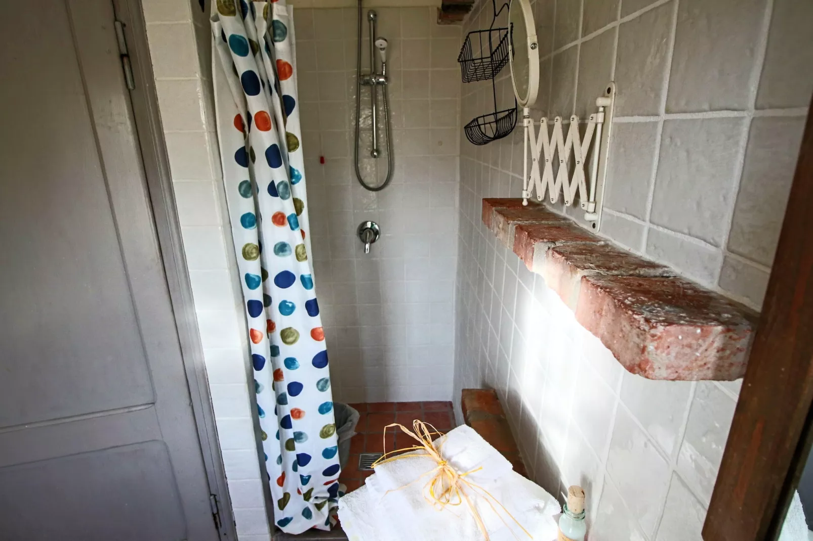 Astri-Bathroom