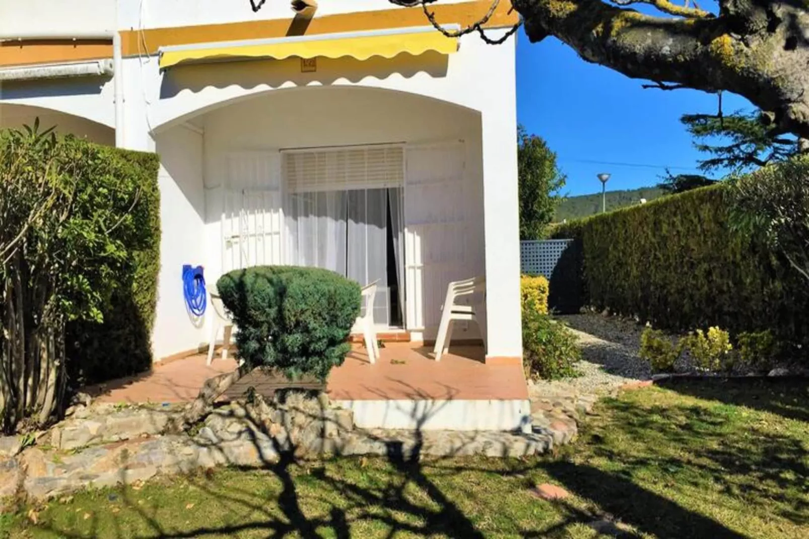 Maison à L'Estartit-Exterior summer
