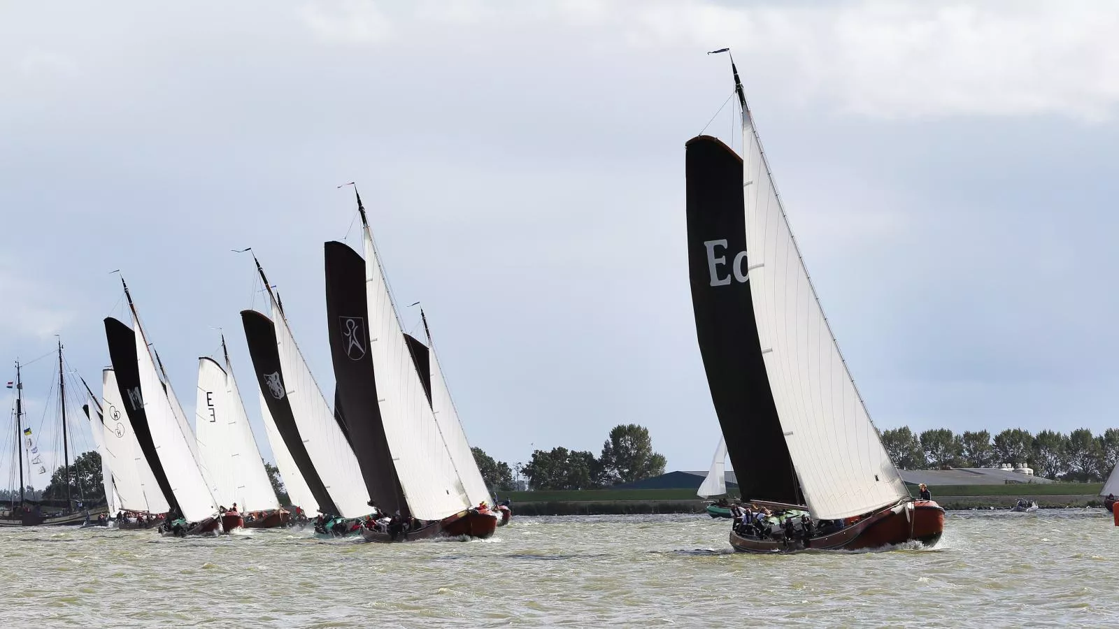 Safaritent in Heeg-Gebiete Sommer 20 km