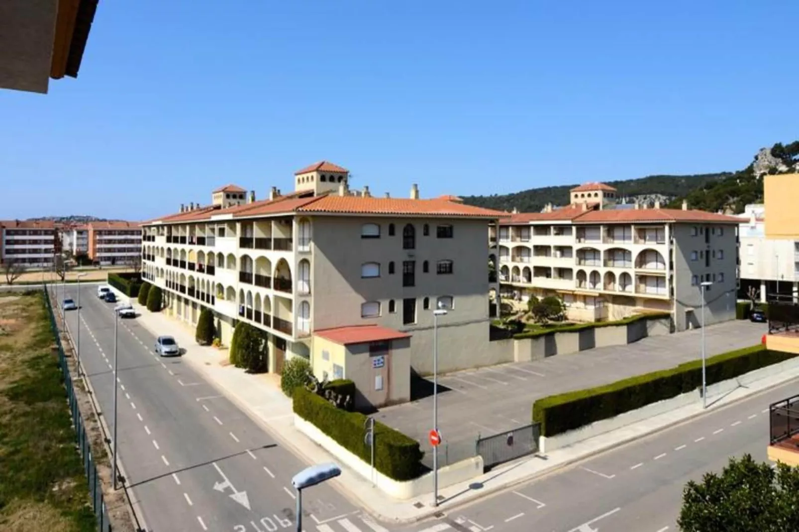 Appartements à L'Estartit-Exterior summer