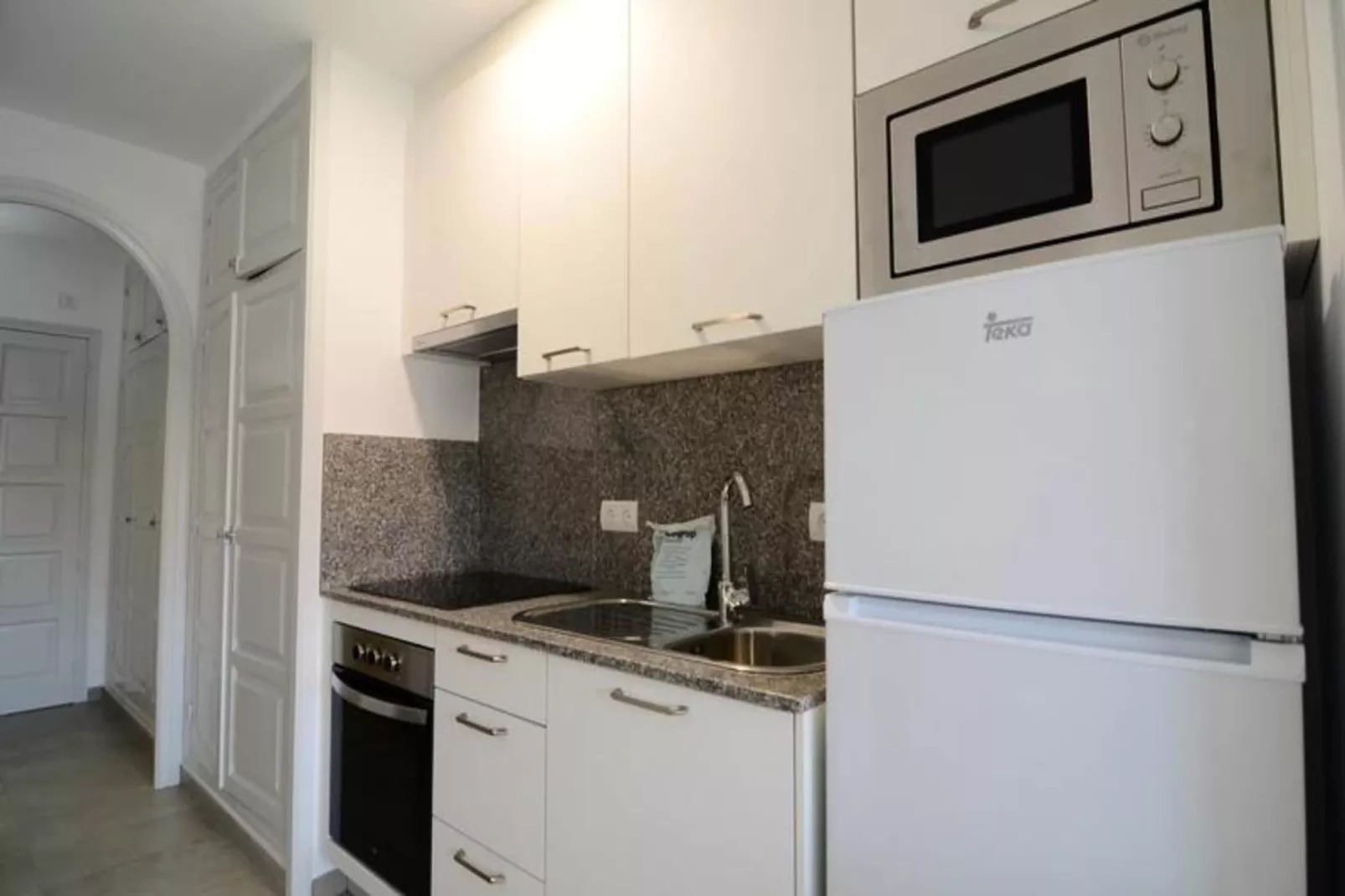 Appartements à L'Estartit-Exterior summer