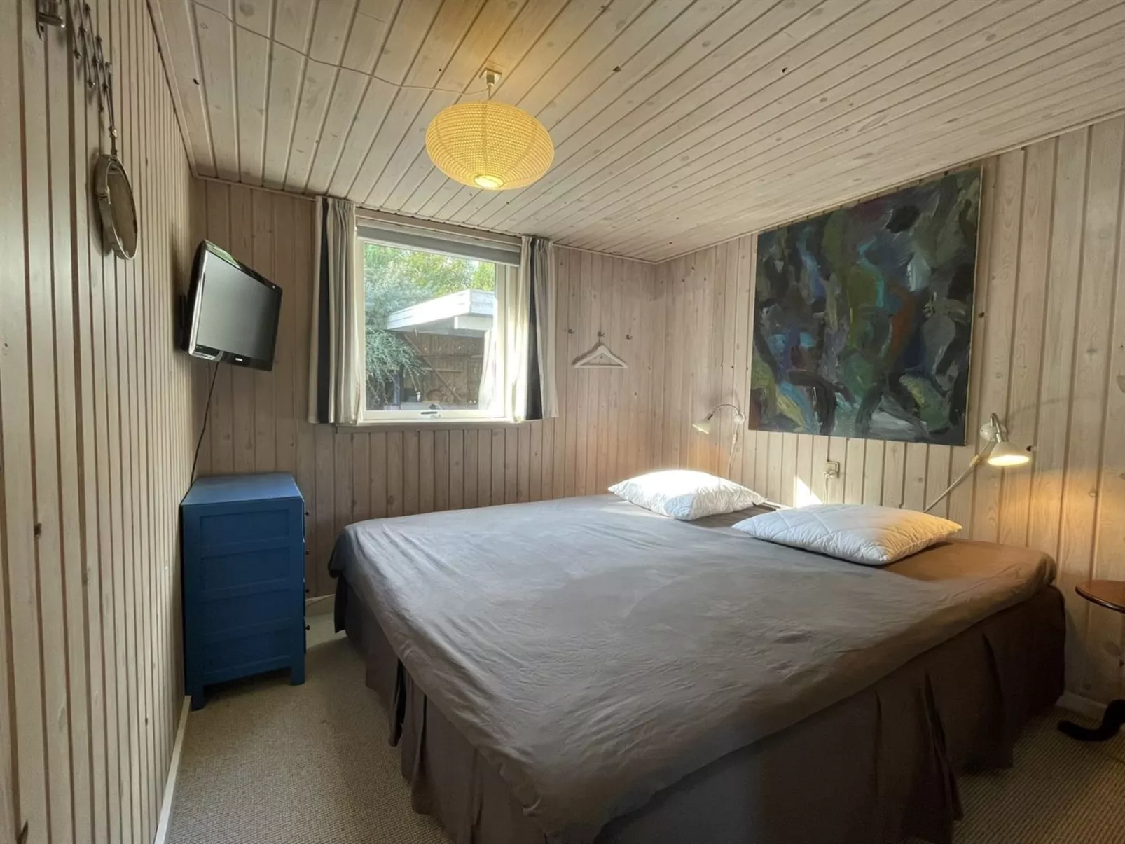 "Asmod" - 450m from the sea-Drinnen