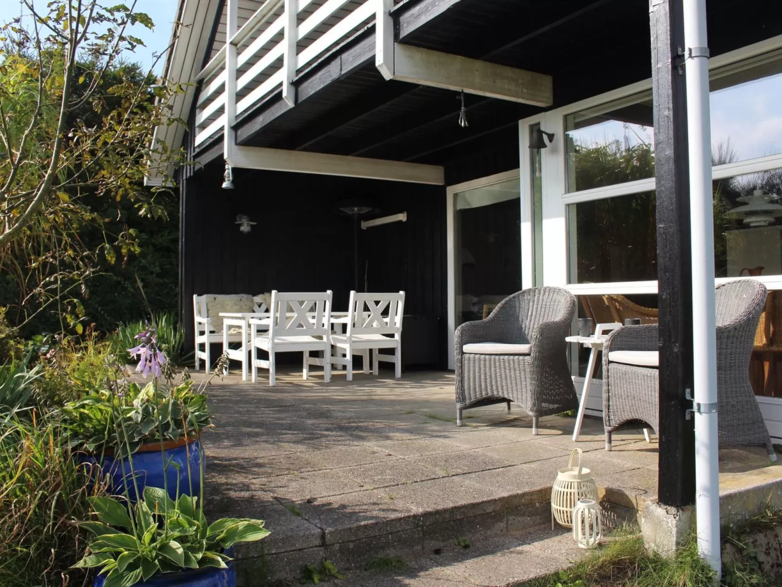 "Asmod" - 450m from the sea-Draußen
