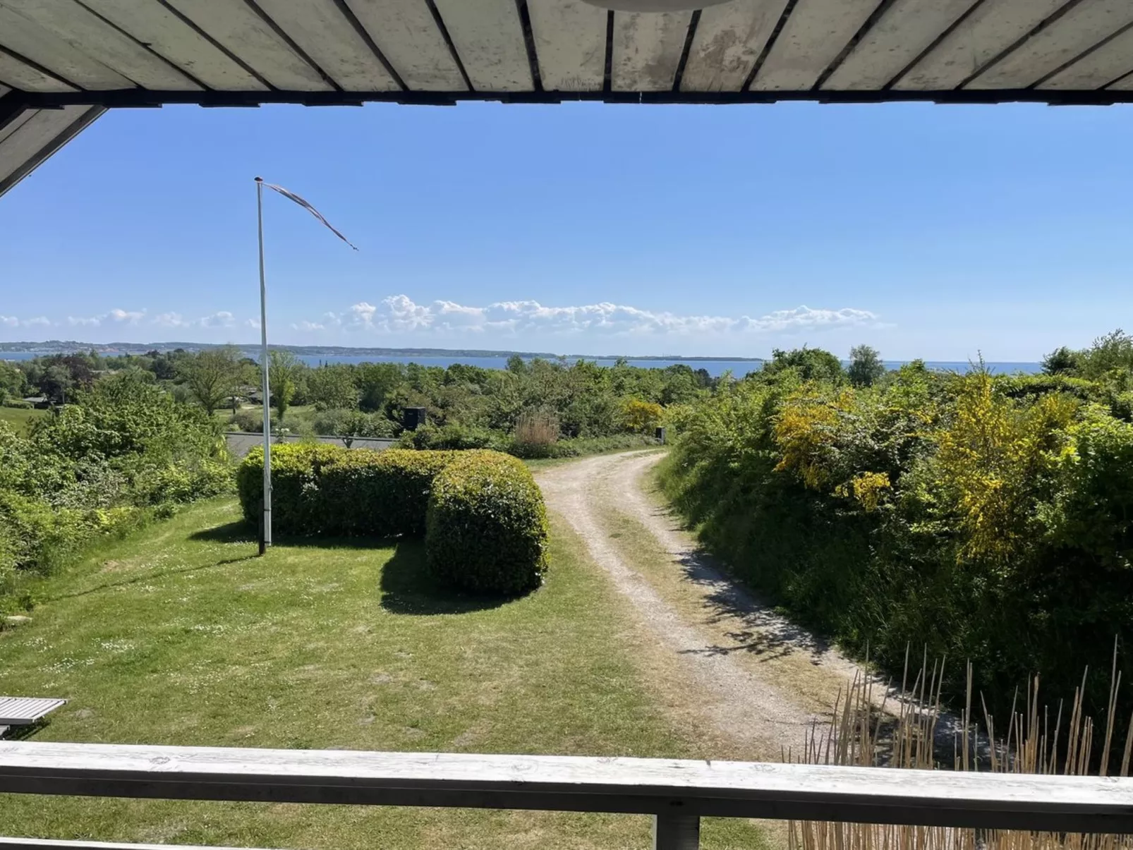 "Asmod" - 450m from the sea-Draußen