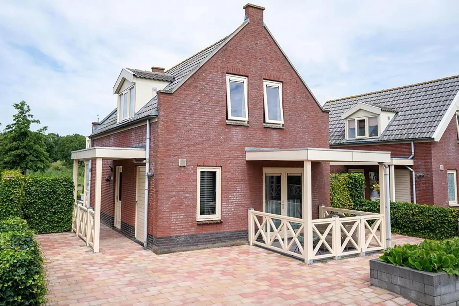Standaard 213-Bedroom