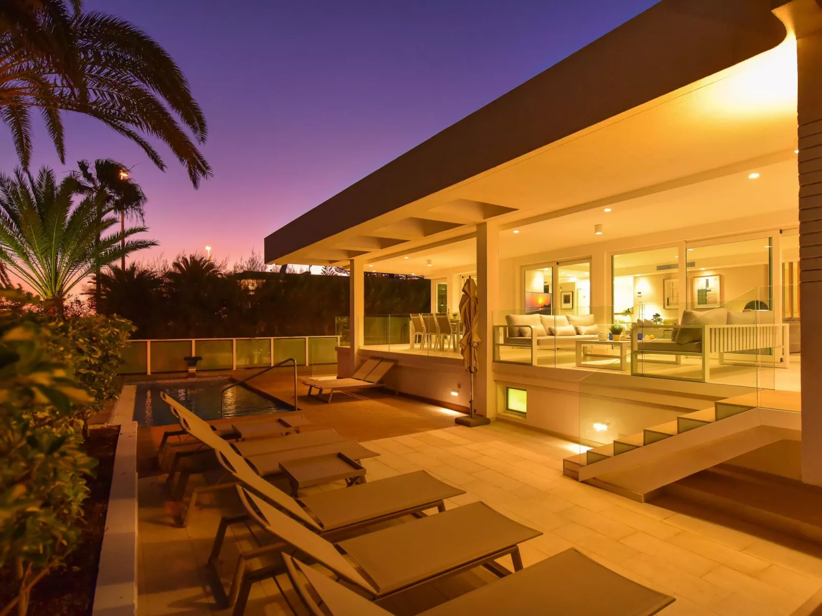 Oasis Serenity-Inside