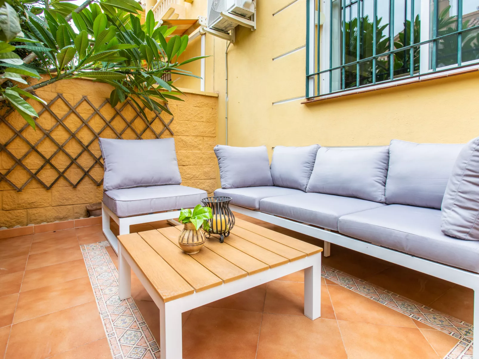 Villa Corales-Outside