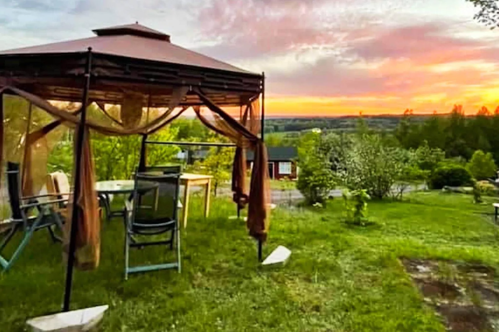 4 person holiday home in UNDENÄS-By Traum