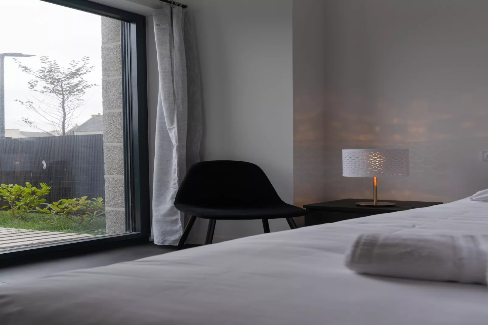 TY FOUR - Porspoder-Bedroom