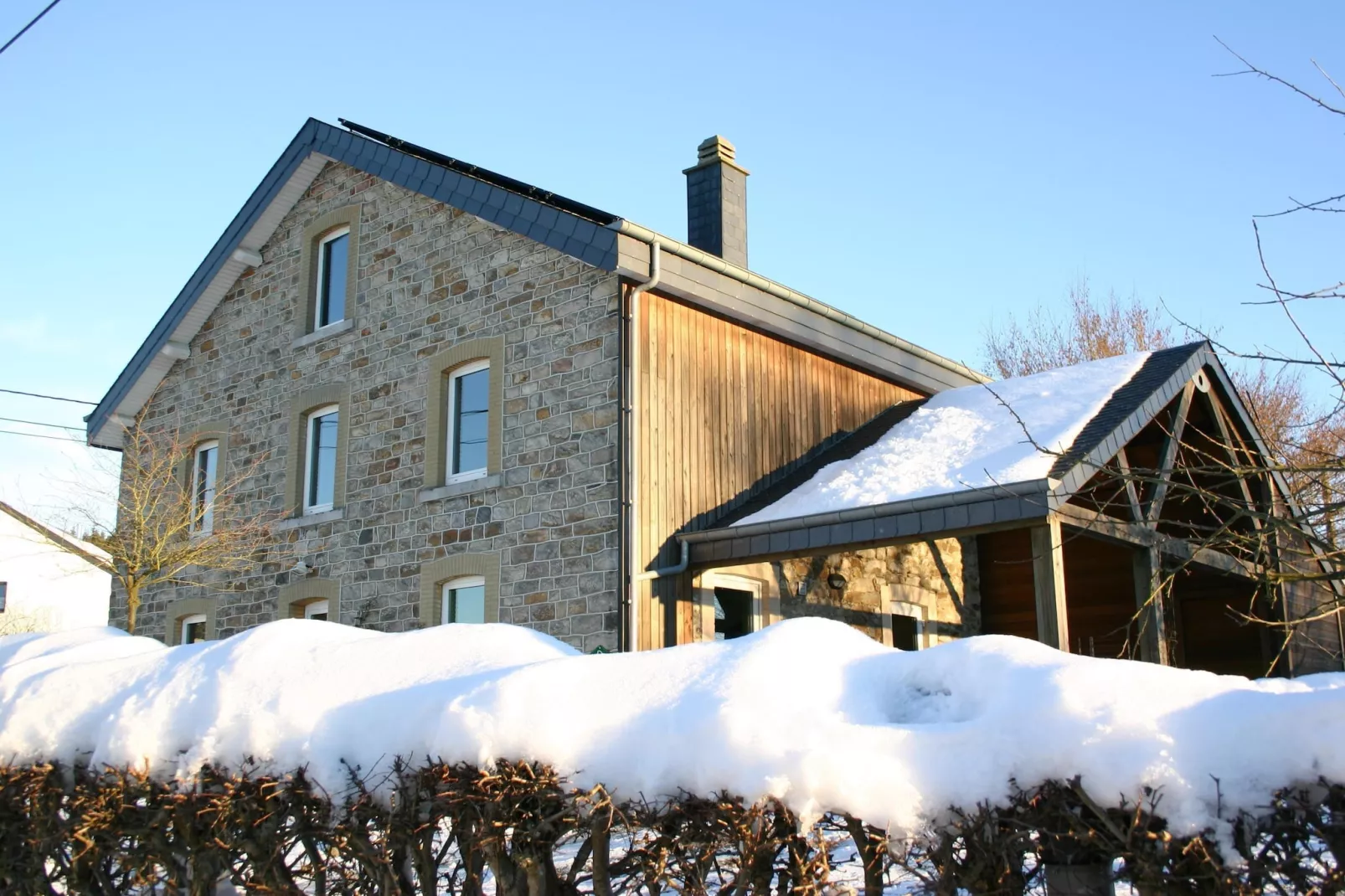 A la lisière de la forêt-Exterior winter