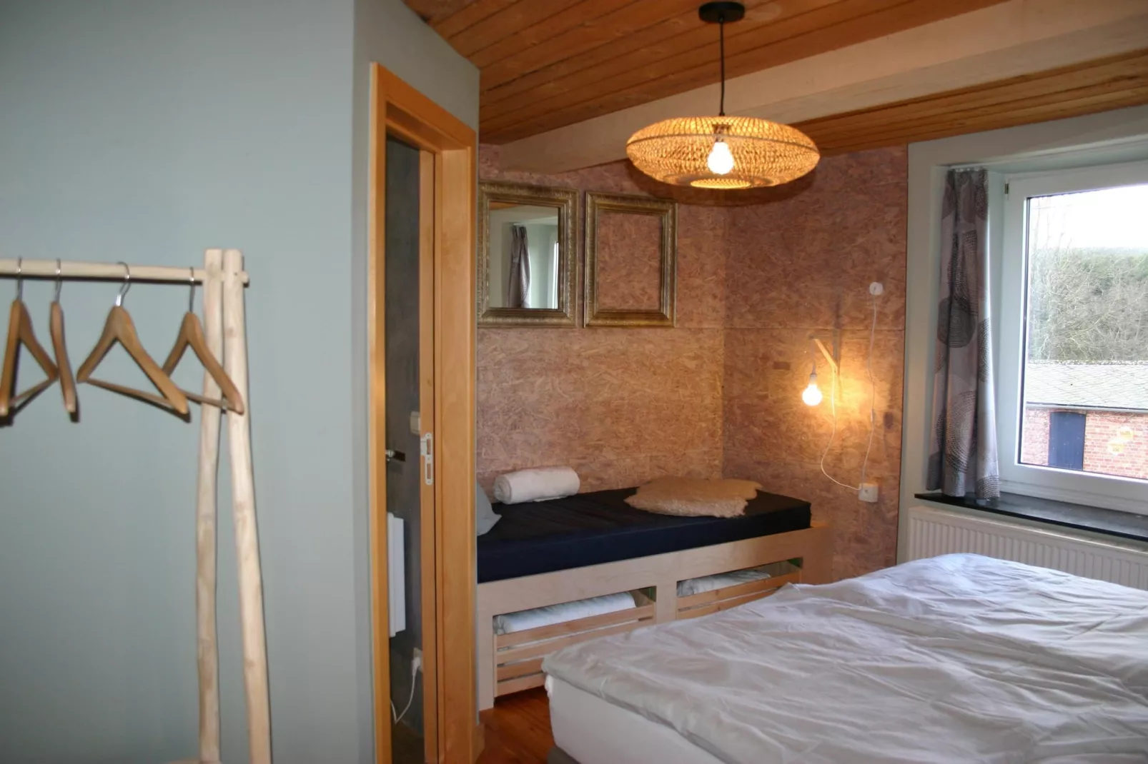 A la lisière de la forêt-Bedroom