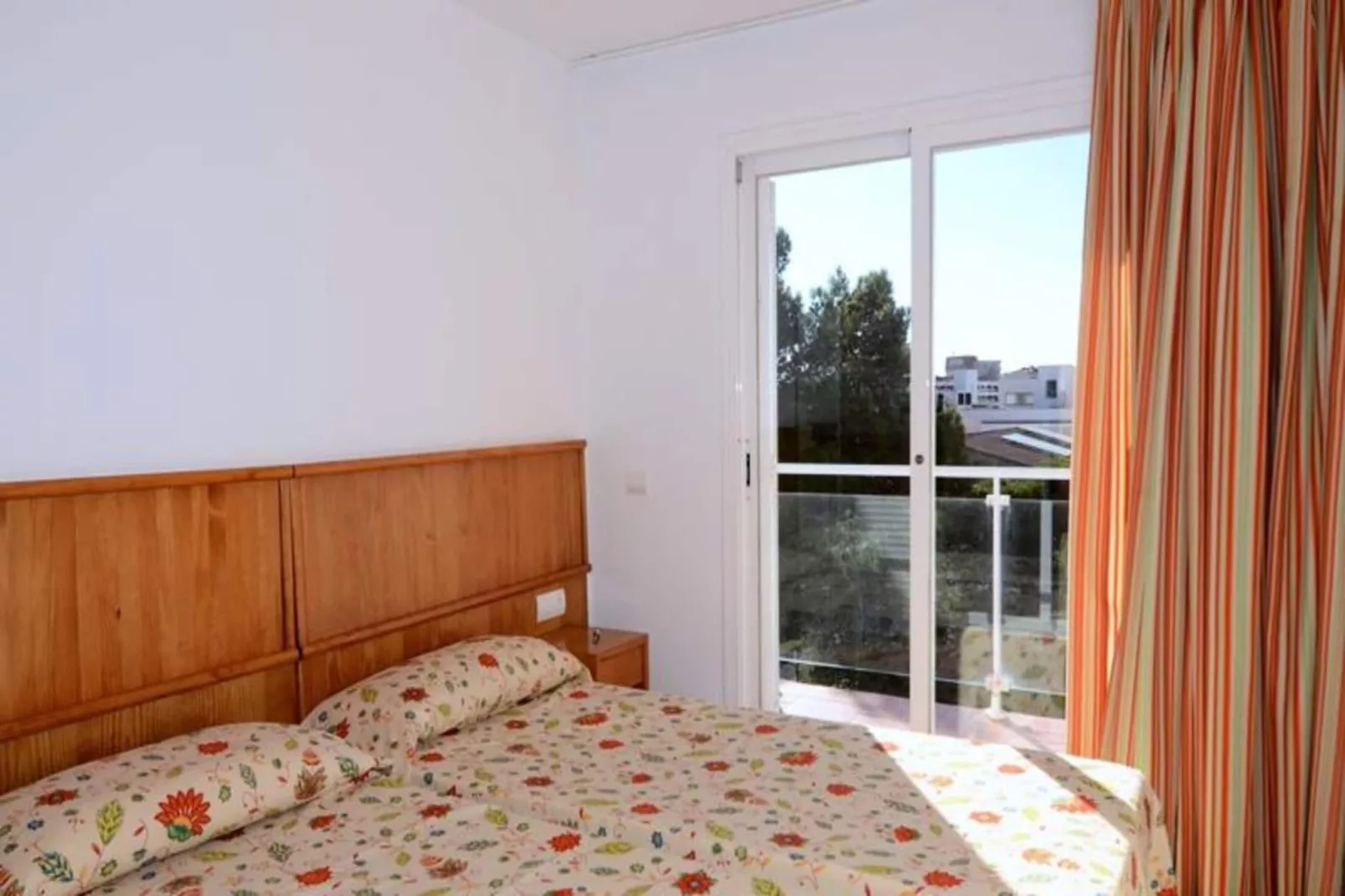 Appartements à L'Estartit-Exterior summer